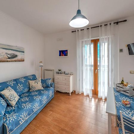 Casa Di Flo Apartment ซอร์เรนโต ภายนอก รูปภาพ