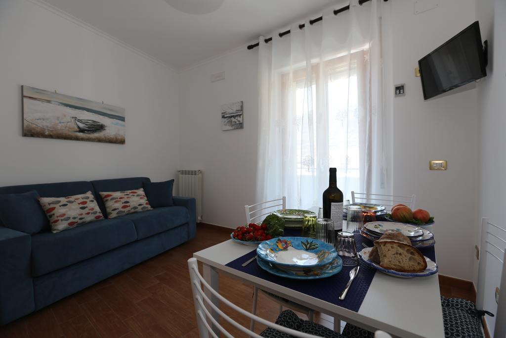 Casa Di Flo Apartment ซอร์เรนโต ภายนอก รูปภาพ